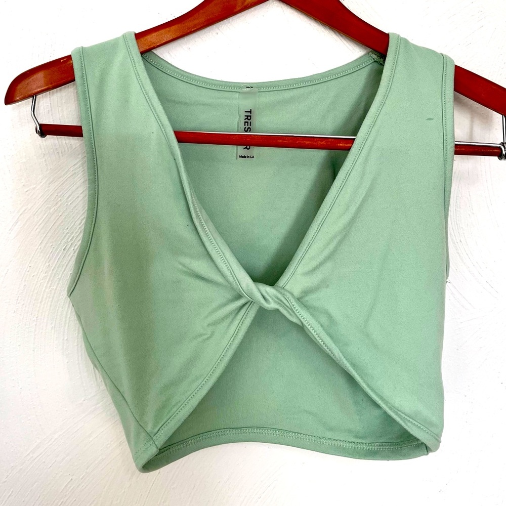 Mint Tresser Crop Top XS 🍦